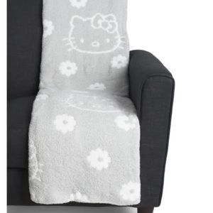 Hello Kitty Super Soft Plush Throw 50" x 60”